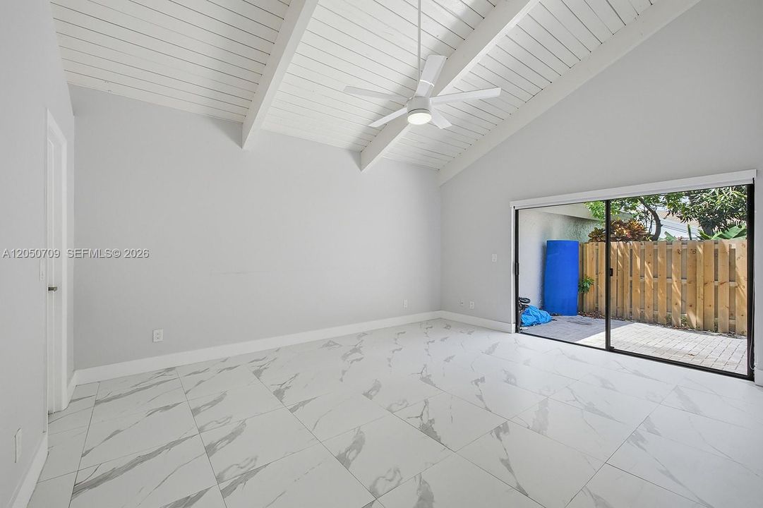 For Sale: $749,000 (3 beds, 2 baths, 1624 Square Feet)