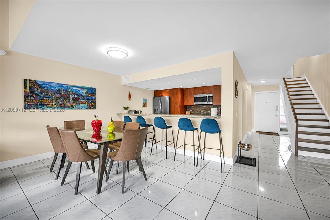 В аренду: $3,500 (3 спален, 2 ванн, 1511 Квадратных фут)