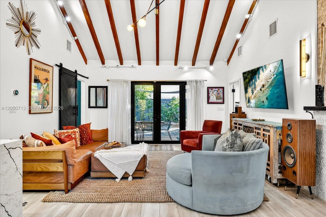 En Renta: $7,200 (3 camas, 2 baños, 1518 Pies cuadrados)