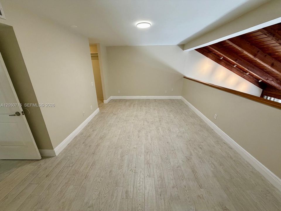 En Venta: $475,000 (3 camas, 2 baños, 1511 Pies cuadrados)