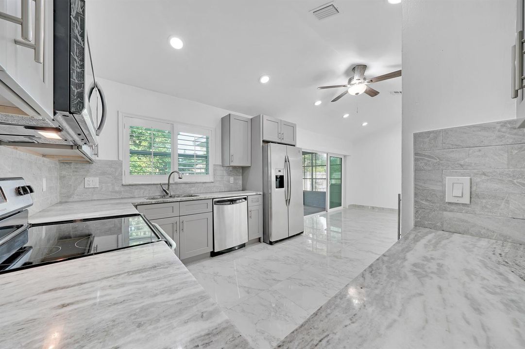 Kitchen (5)