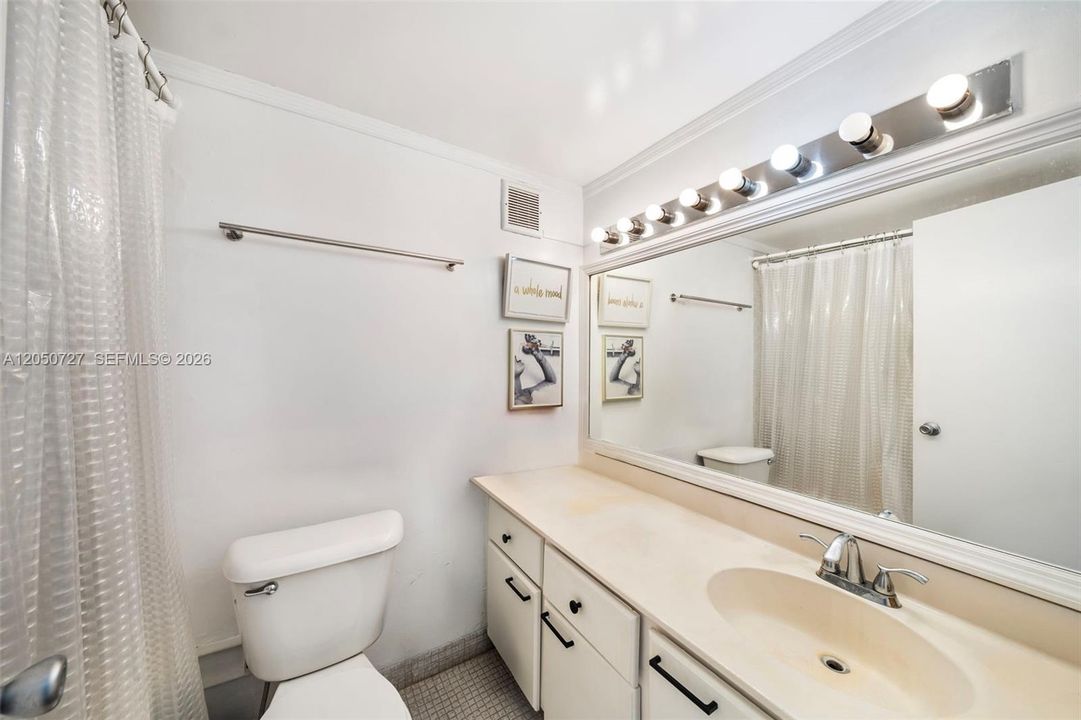 For Rent: $2,800 (0 beds, 1 baths, 552 Square Feet)
