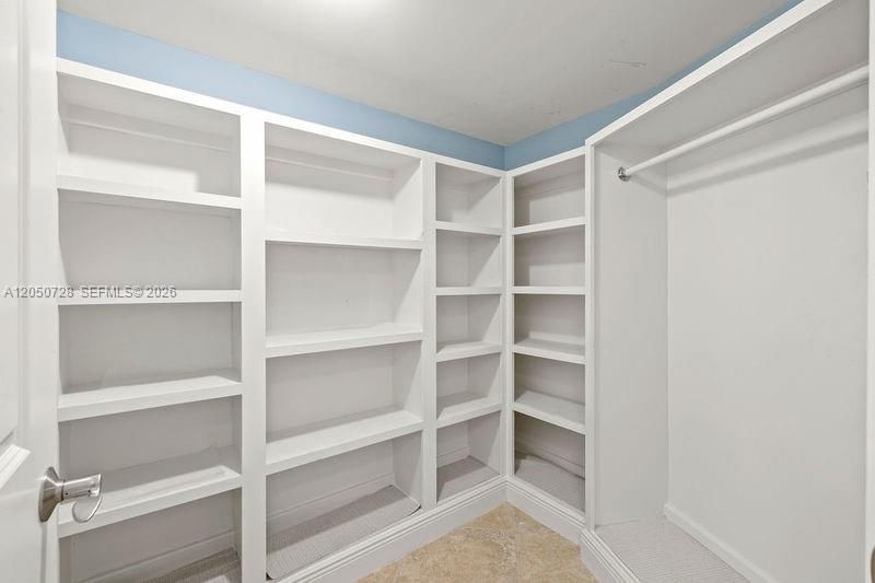 En Renta: $4,900 (2 camas, 2 baños, 1700 Pies cuadrados)