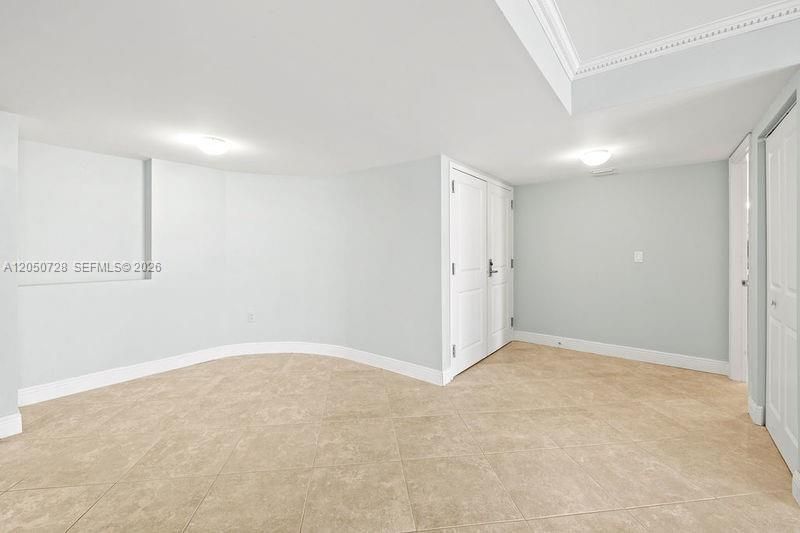 En Renta: $4,900 (2 camas, 2 baños, 1700 Pies cuadrados)