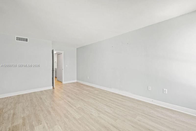 En Renta: $4,900 (2 camas, 2 baños, 1700 Pies cuadrados)