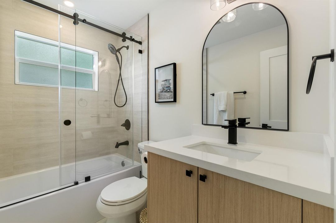 24-419 Golden Isles Drive Unit 210 Halle