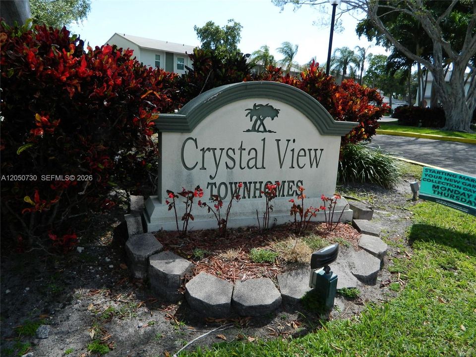 For Rent: $2,300 (2 beds, 2 baths, 1000 Square Feet)