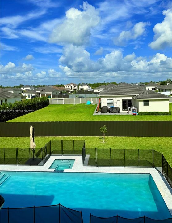For Rent: $5,400 (5 beds, 4 baths, 2731 Square Feet)