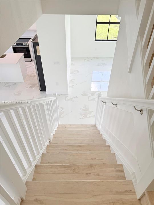 For Rent: $5,400 (5 beds, 4 baths, 2731 Square Feet)