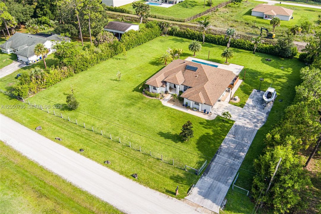 For Sale: $874,900 (3 beds, 2 baths, 2100 Square Feet)