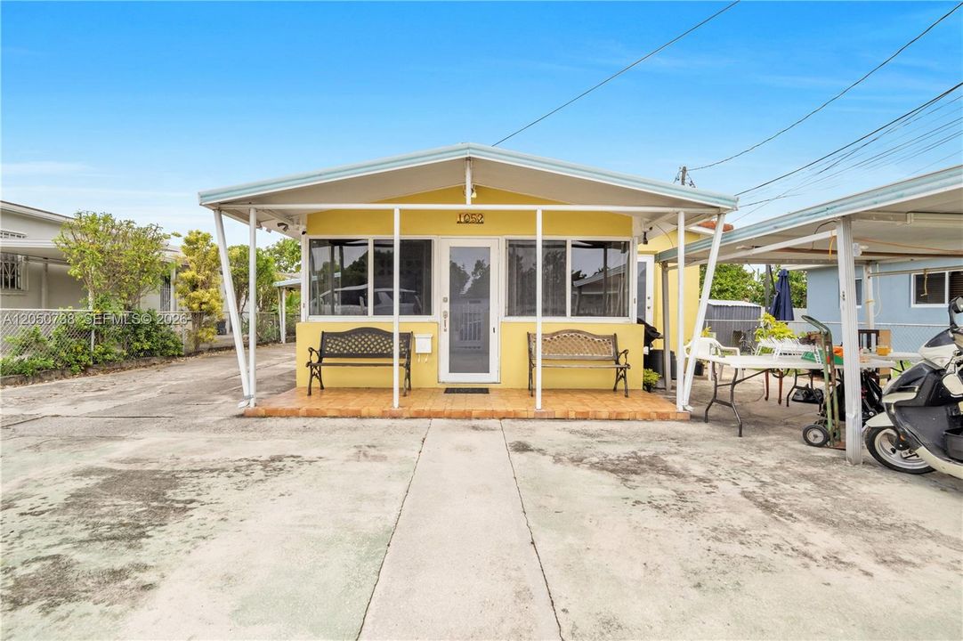 For Sale: $725,000 (0 beds, 0 baths, 1950 Square Feet)