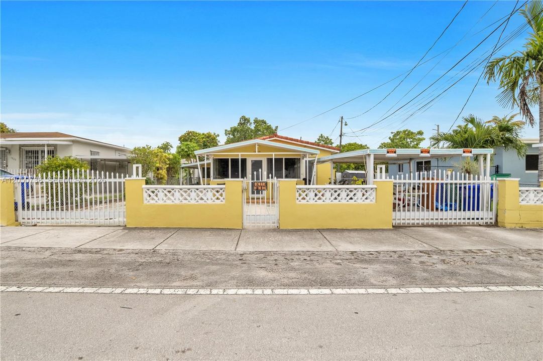 For Sale: $725,000 (0 beds, 0 baths, 1950 Square Feet)