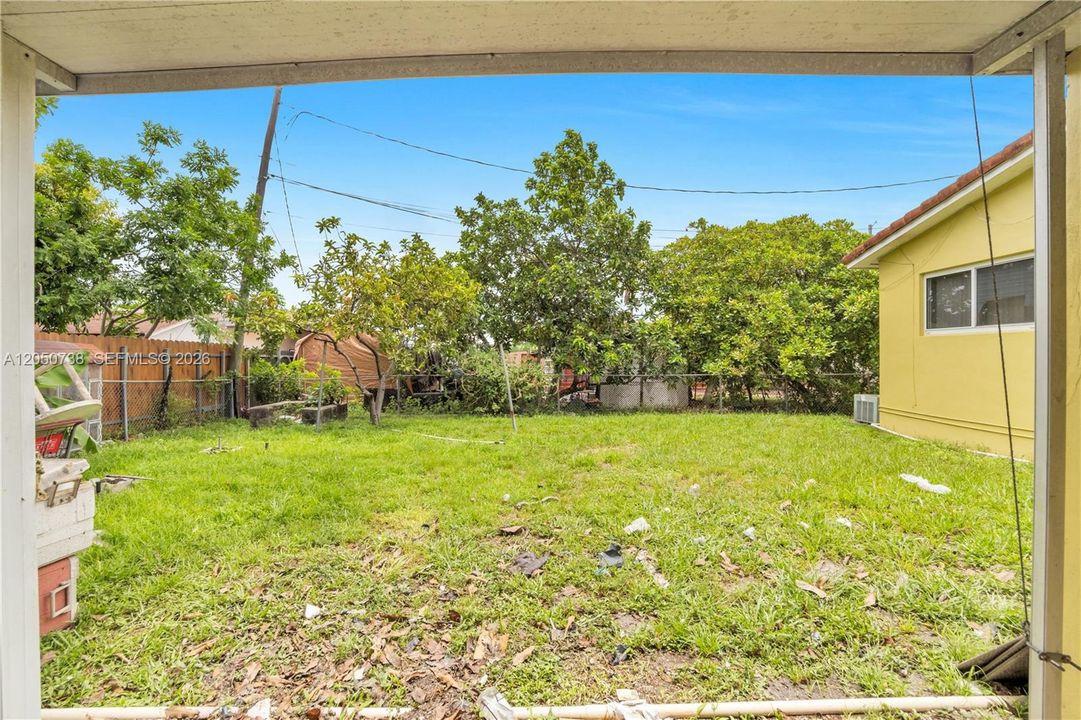 For Sale: $725,000 (0 beds, 0 baths, 1950 Square Feet)