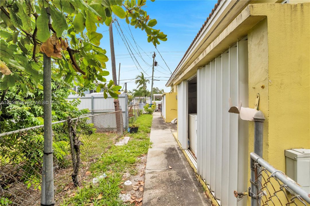 For Sale: $725,000 (0 beds, 0 baths, 1950 Square Feet)