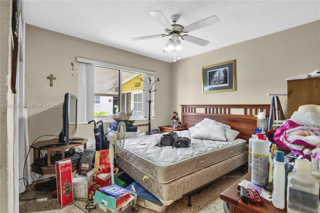 For Sale: $725,000 (0 beds, 0 baths, 1950 Square Feet)
