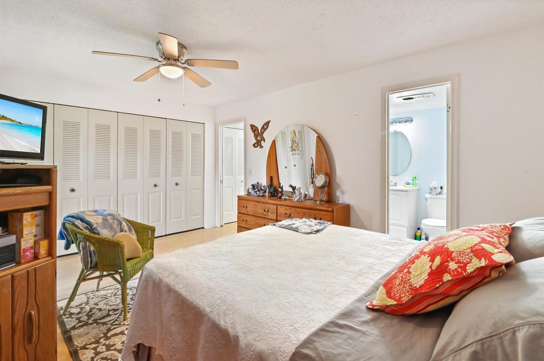 15 bedroom 03