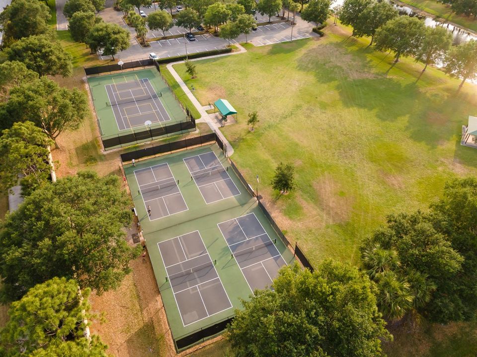 Island Club Pickleball and Tennis Courts