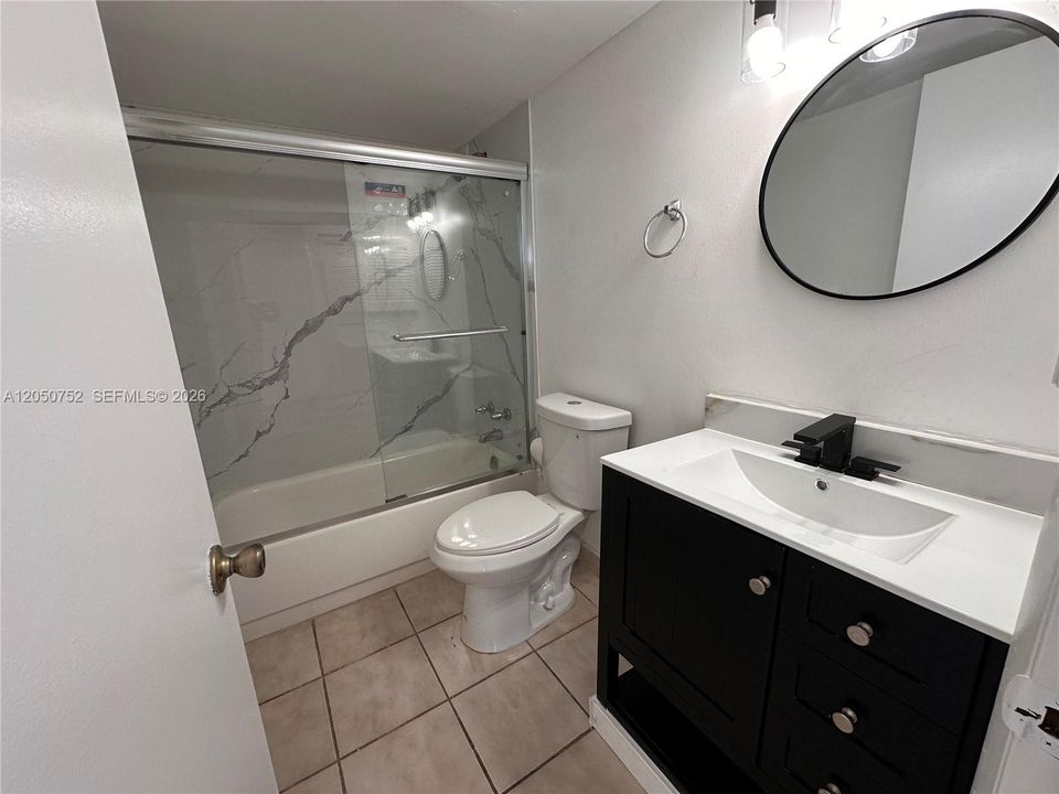В аренду: $1,900 (2 спален, 2 ванн, 1112 Квадратных фут)