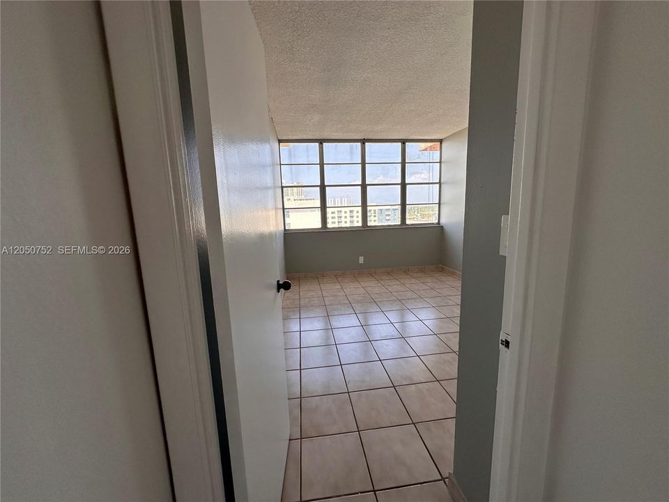 В аренду: $1,900 (2 спален, 2 ванн, 1112 Квадратных фут)