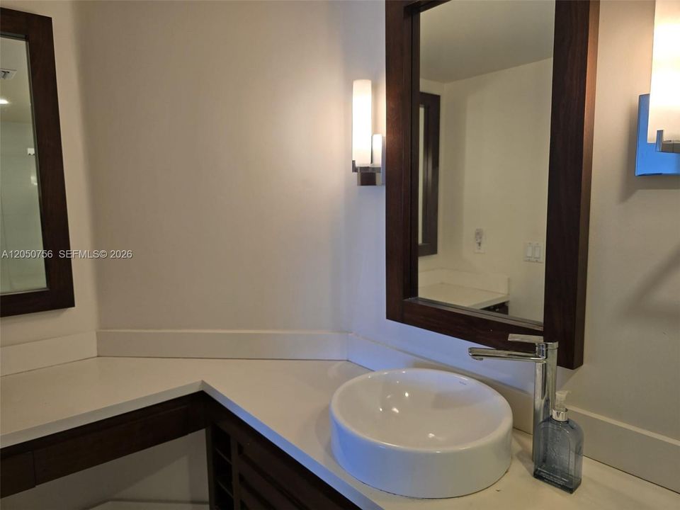 En Renta: $4,400 (3 camas, 2 baños, 1350 Pies cuadrados)