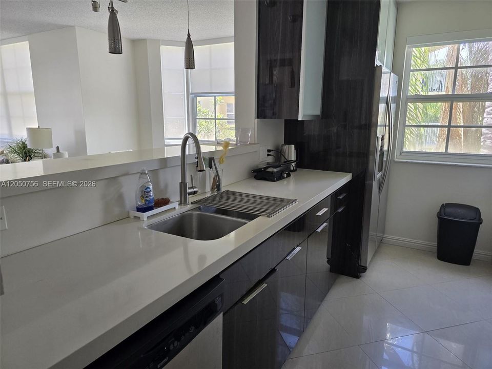 En Renta: $4,400 (3 camas, 2 baños, 1350 Pies cuadrados)