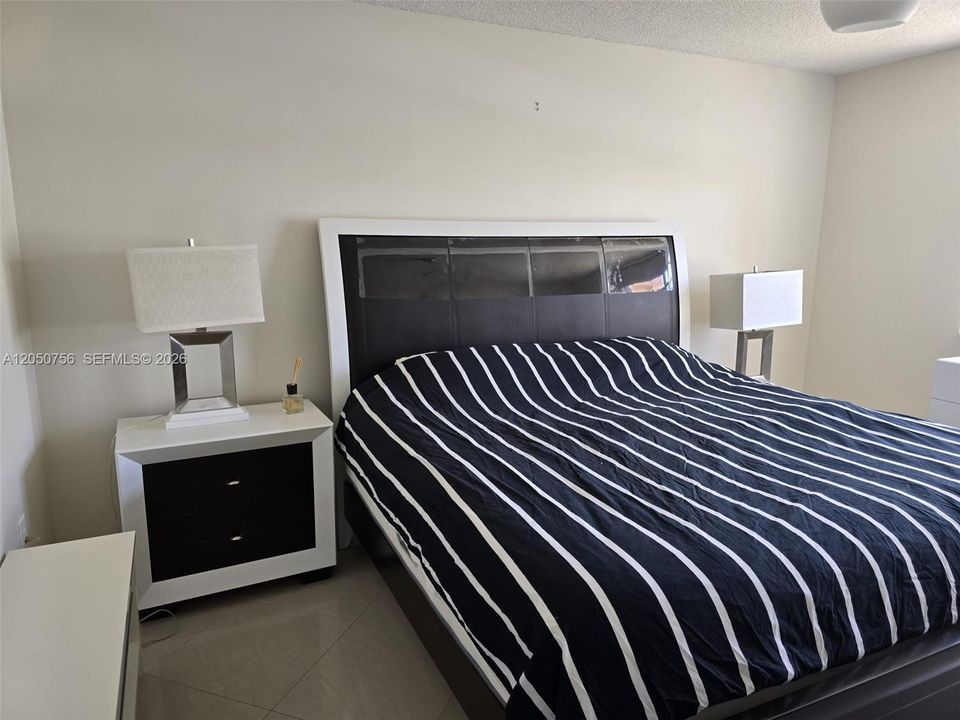 En Renta: $4,400 (3 camas, 2 baños, 1350 Pies cuadrados)