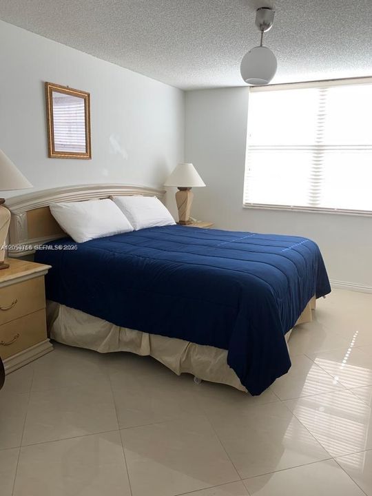 En Renta: $4,400 (3 camas, 2 baños, 1350 Pies cuadrados)