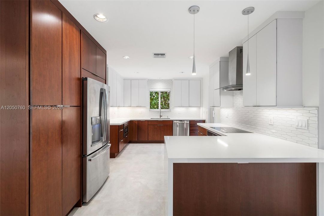 В аренду: $7,950 (2 спален, 2 ванн, 1511 Квадратных фут)