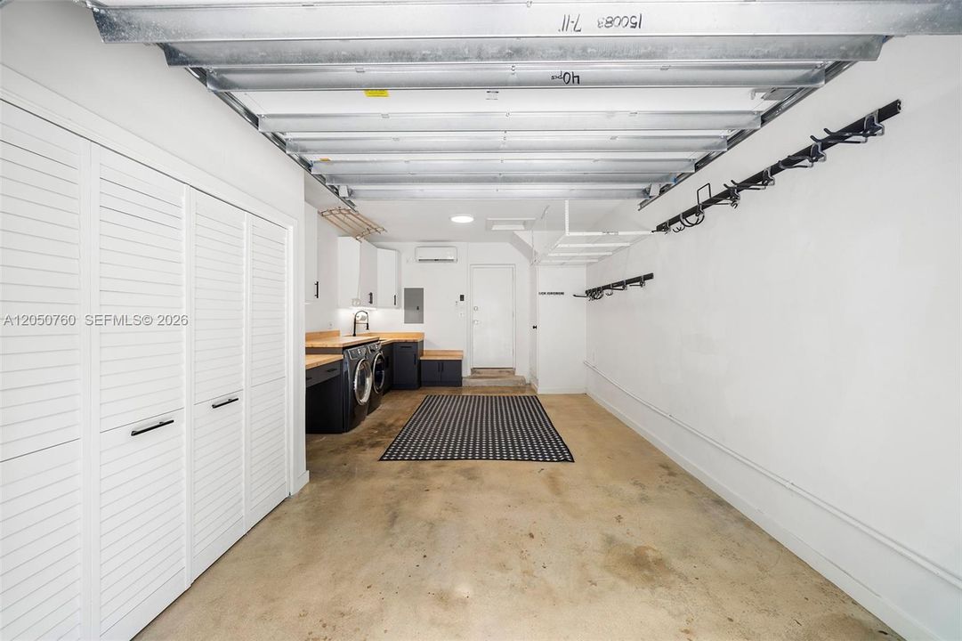В аренду: $7,950 (2 спален, 2 ванн, 1511 Квадратных фут)