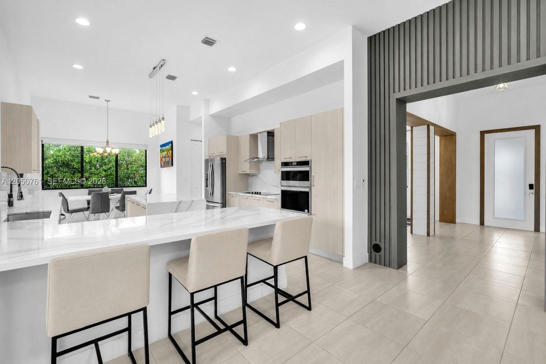 En Venta: $1,850,000 (5 camas, 4 baños, 4194 Pies cuadrados)