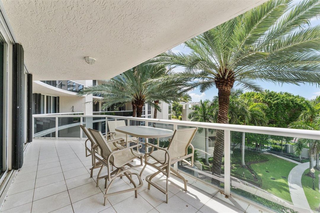 35-3100 N Ocean Blvd unit 407_035