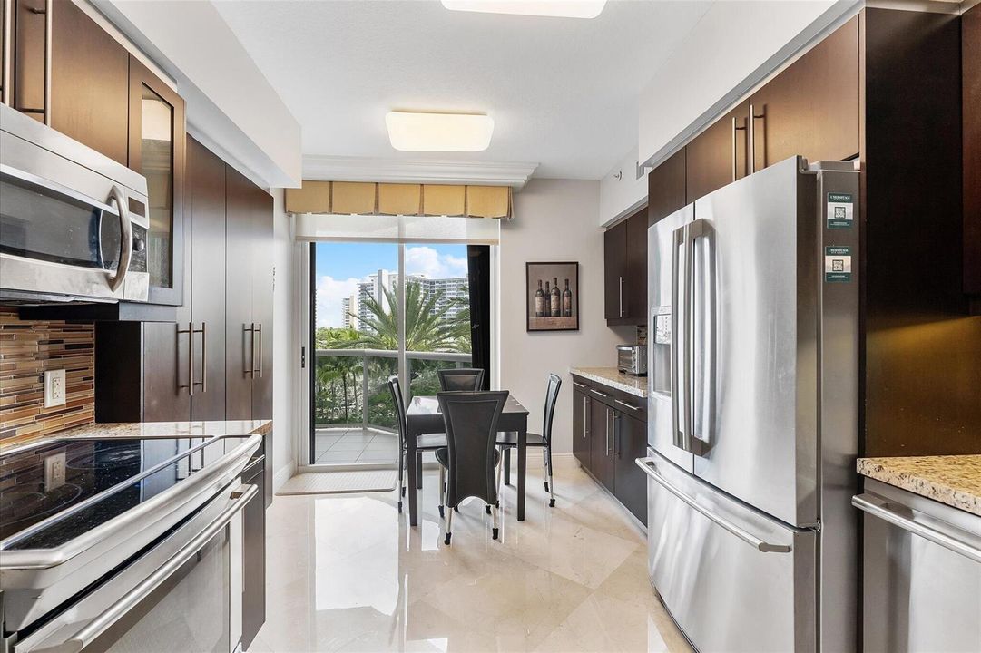 17-3100 N Ocean Blvd unit 407_017