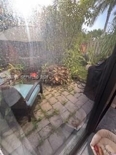 For Sale: $350,000 (3 beds, 2 baths, 1642 Square Feet)
