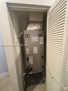 For Sale: $350,000 (3 beds, 2 baths, 1642 Square Feet)