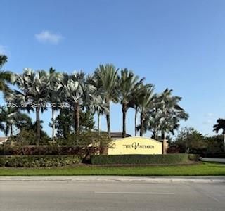 For Sale: $350,000 (3 beds, 2 baths, 1642 Square Feet)