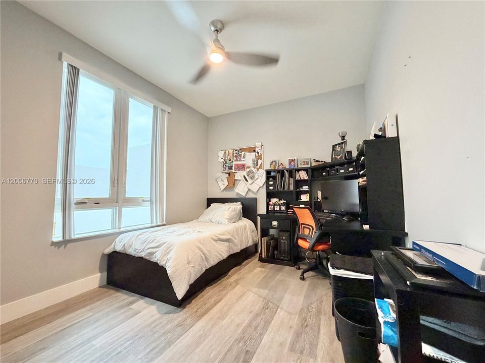 En Renta: $5,450 (3 camas, 2 baños, 1908 Pies cuadrados)