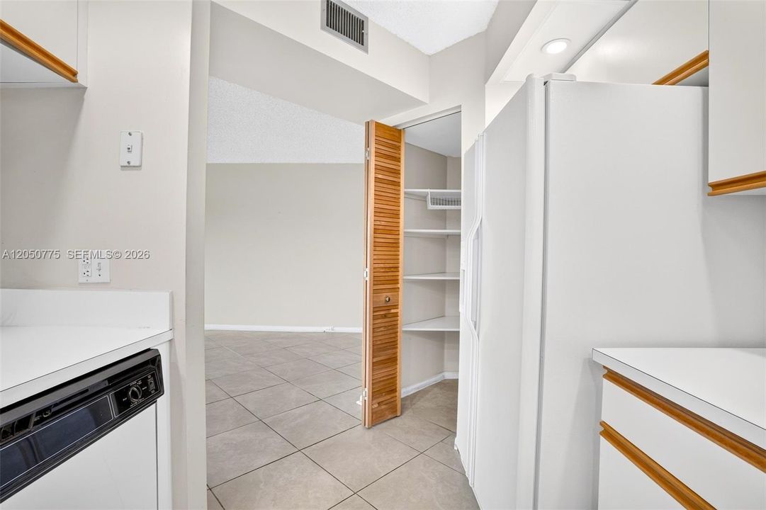 En Renta: $1,695 (1 camas, 1 baños, 1045 Pies cuadrados)