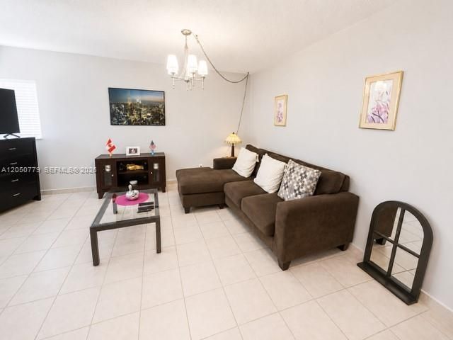 En Venta: $119,900 (1 camas, 1 baños, 510 Pies cuadrados)