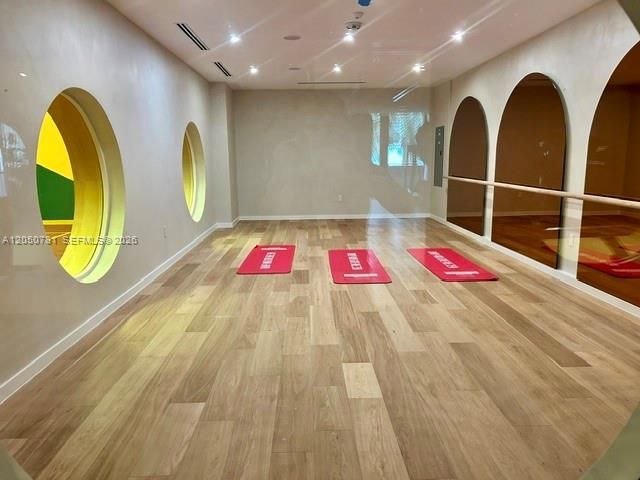 В аренду: $3,950 (0 спален, 1 ванн, 462 Квадратных фут)