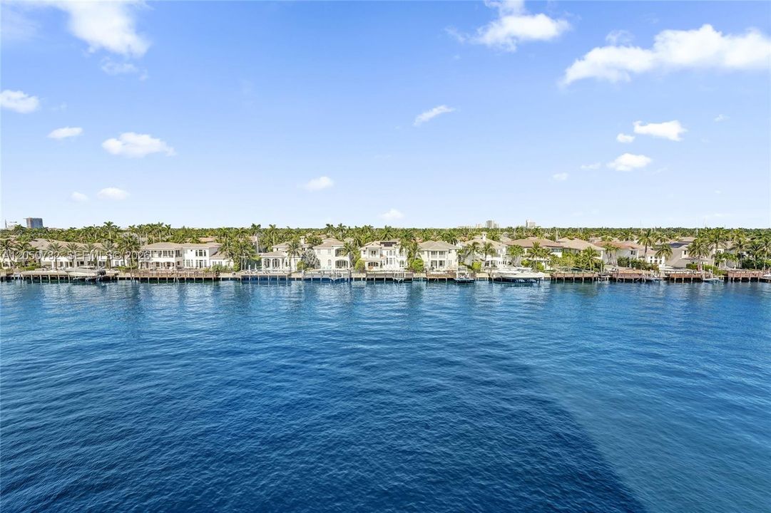 For Sale: $450,000 (2 beds, 2 baths, 1287 Square Feet)