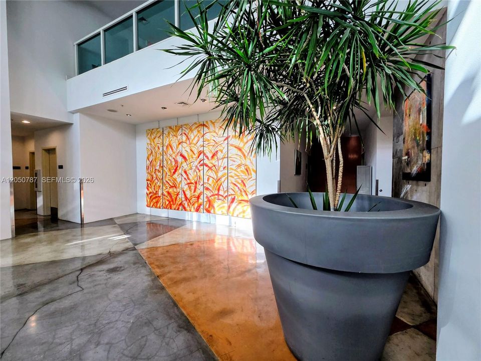 For Sale: $282,000 (1 beds, 1 baths, 625 Square Feet)