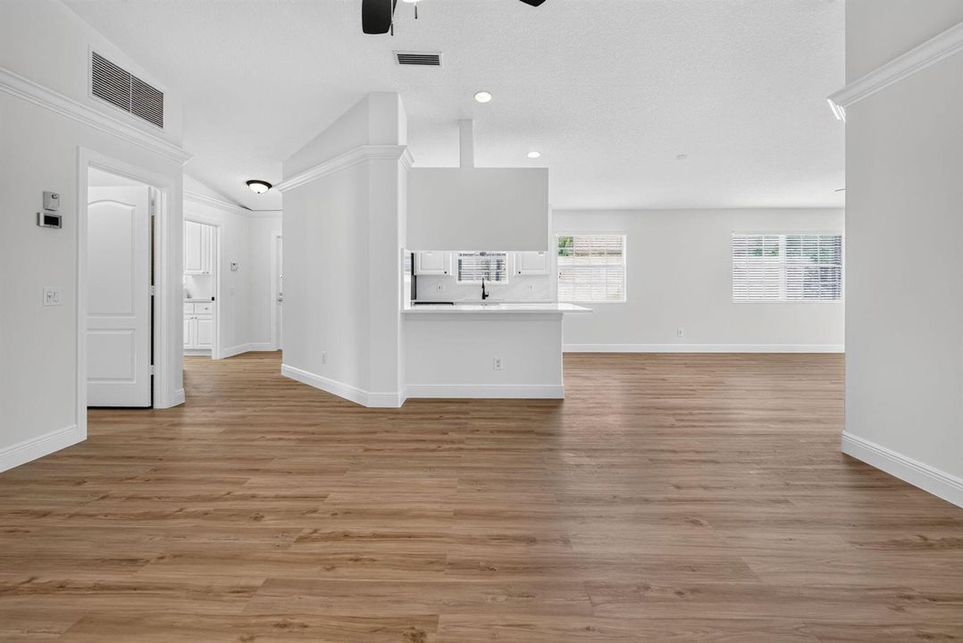 12-web-or-mls-_MLP8000