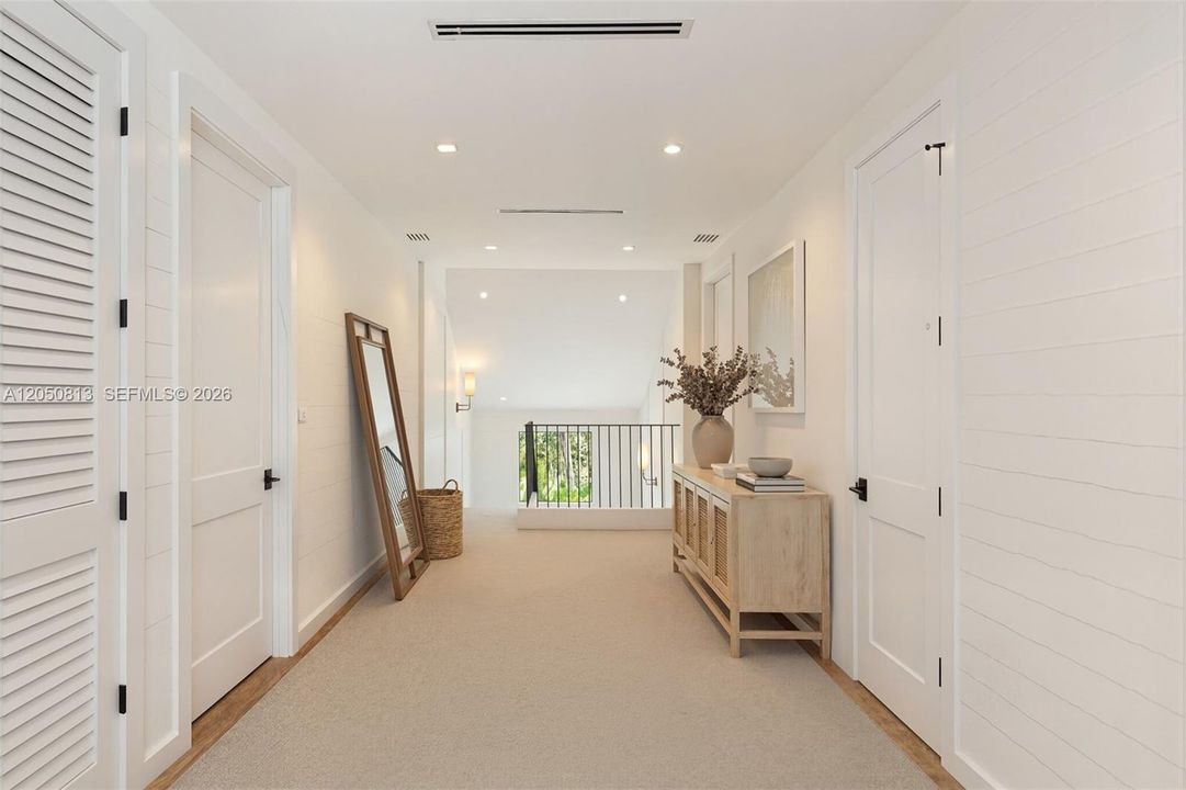En Renta: $85,000 (6 camas, 4 baños, 5950 Pies cuadrados)