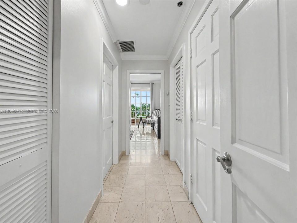 For Rent: $20,000 (3 beds, 3 baths, 2744 Square Feet)