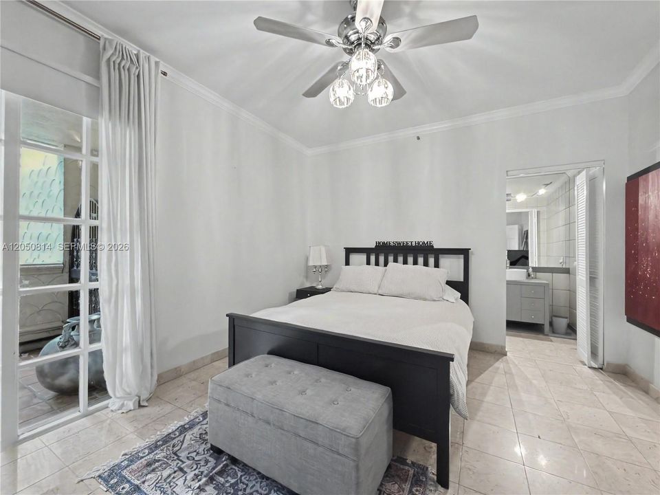 For Rent: $20,000 (3 beds, 3 baths, 2744 Square Feet)