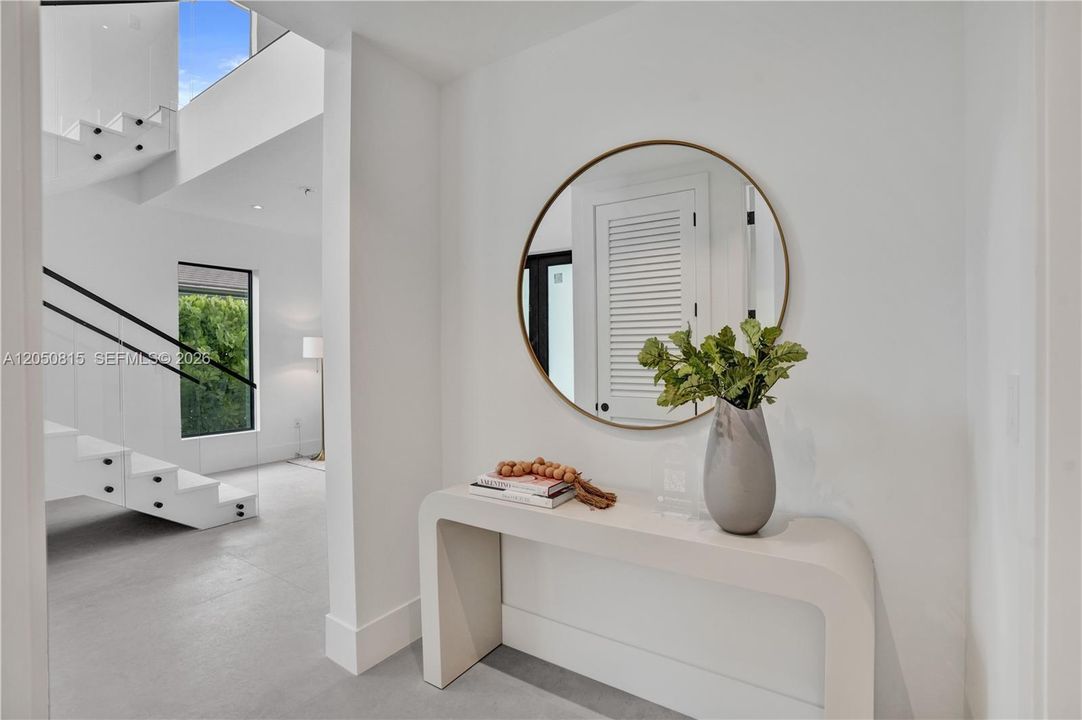 For Sale: $5,600,000 (5 beds, 6 baths, 5105 Square Feet)