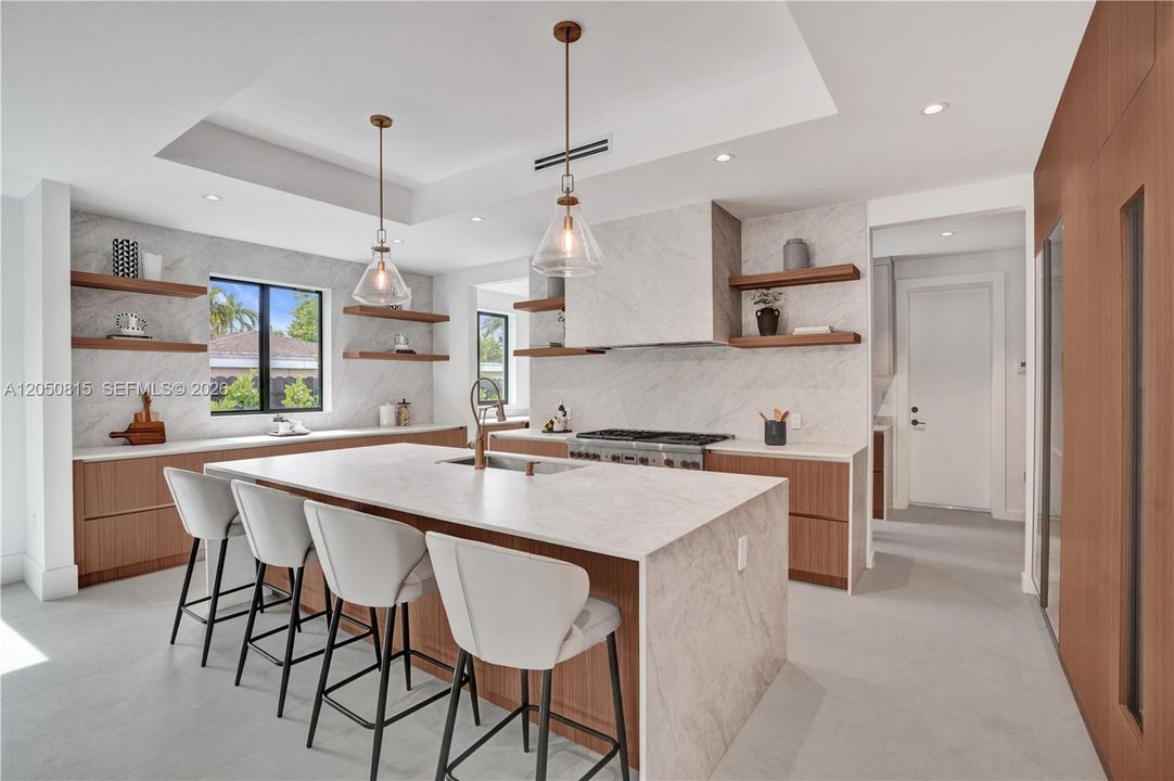 For Sale: $5,600,000 (5 beds, 6 baths, 5105 Square Feet)
