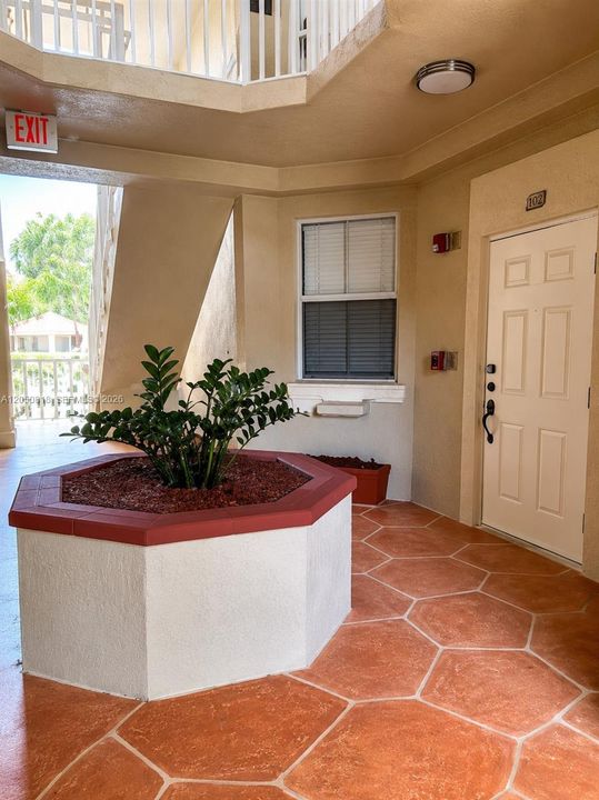 For Sale: $440,000 (3 beds, 2 baths, 1260 Square Feet)