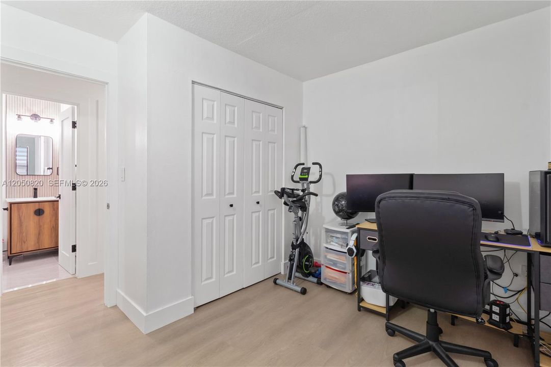 For Sale: $644,900 (3 beds, 2 baths, 1414 Square Feet)