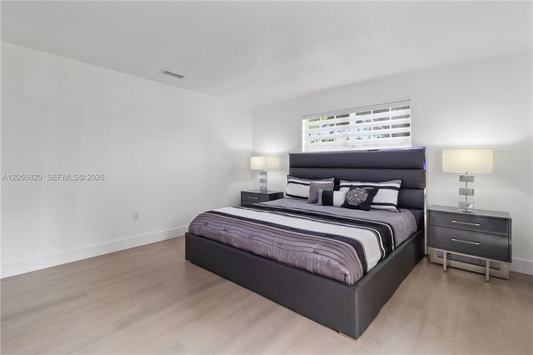 For Sale: $644,900 (3 beds, 2 baths, 1414 Square Feet)